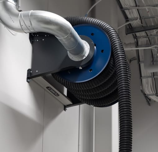 Vehicle exhaust extraction